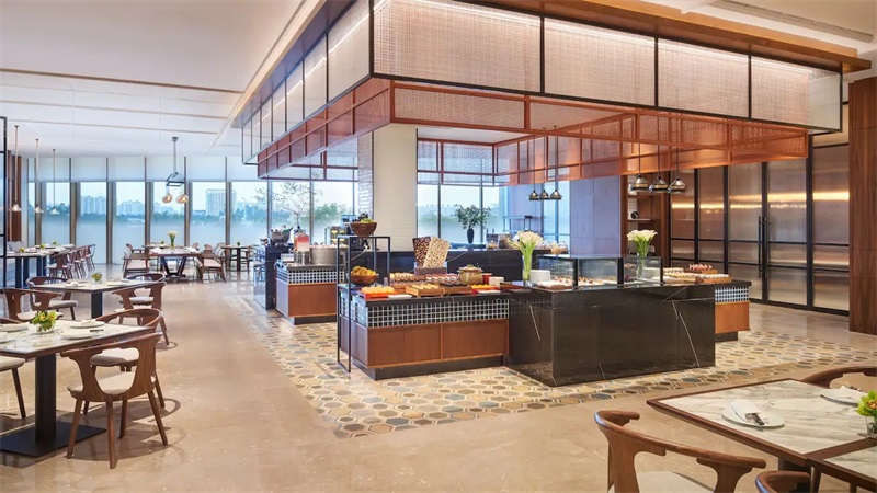 酒店自助餐廳自助餐臺(tái)